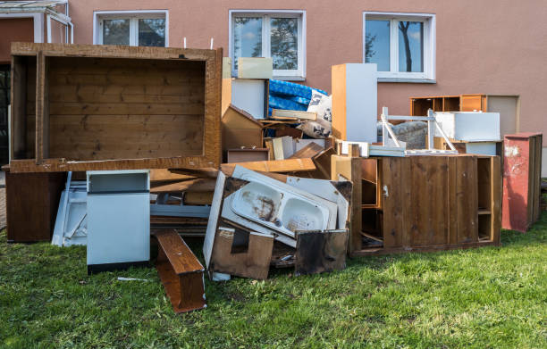Best Yard Waste Removal  in Fairlea, WV